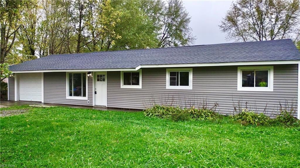 Property Photo: 2634 Greenwich Street OH 44241