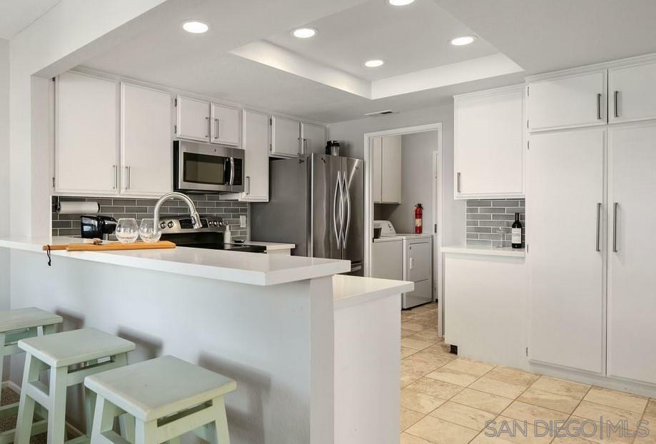 Property Photo: 3086 Corte Trabuco CA 92009