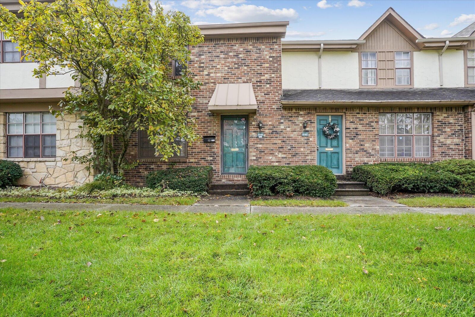 Property Photo:  6199 Stornoway S Drive  OH 43213 