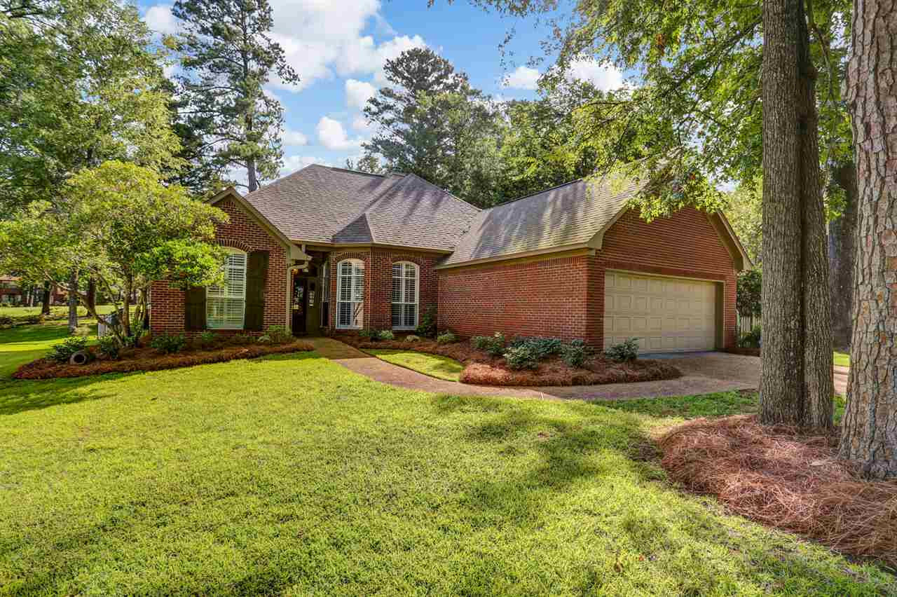 Property Photo:  418 Meadowgreen Lane  MS 39046 