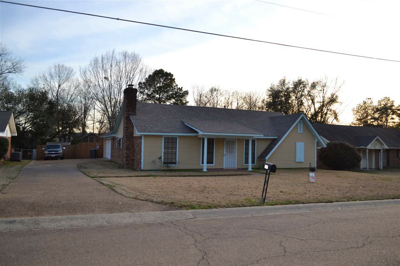 Property Photo:  141 McCormack Drive  MS 39157 