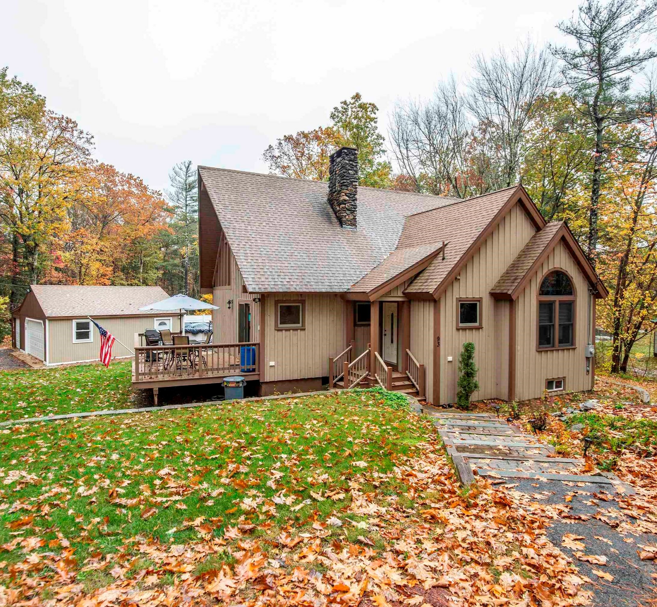 Property Photo:  93 Walnut Hill Road  NH 03038 