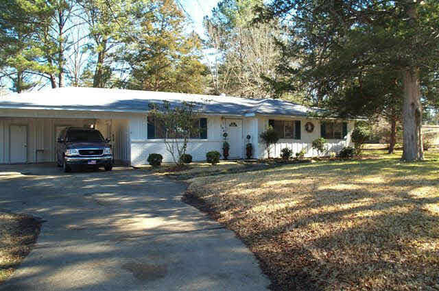 Property Photo:  102 Brenmar Drive  MS 39042 