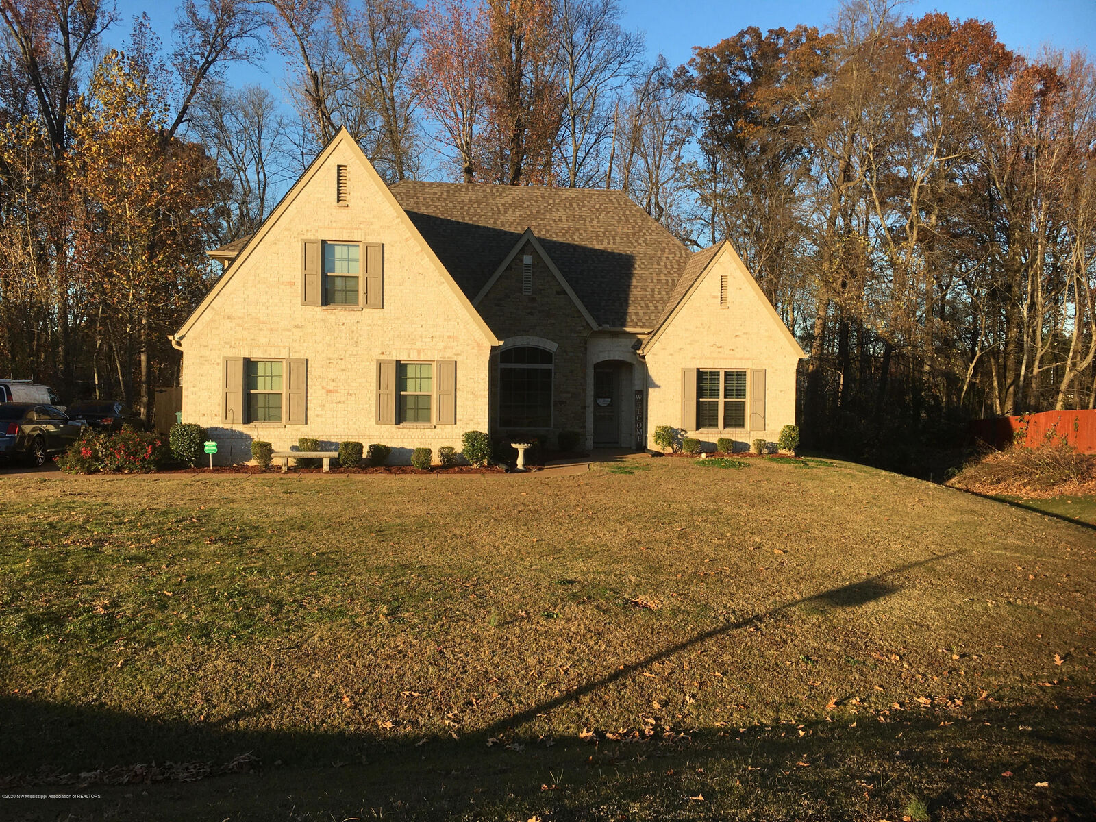 Property Photo: 3888 Cobblewood Drive MS 38672