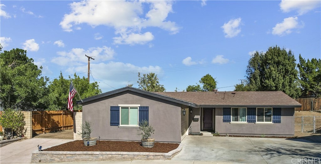 Property Photo:  18507 Kimbrough Street  CA 91351 