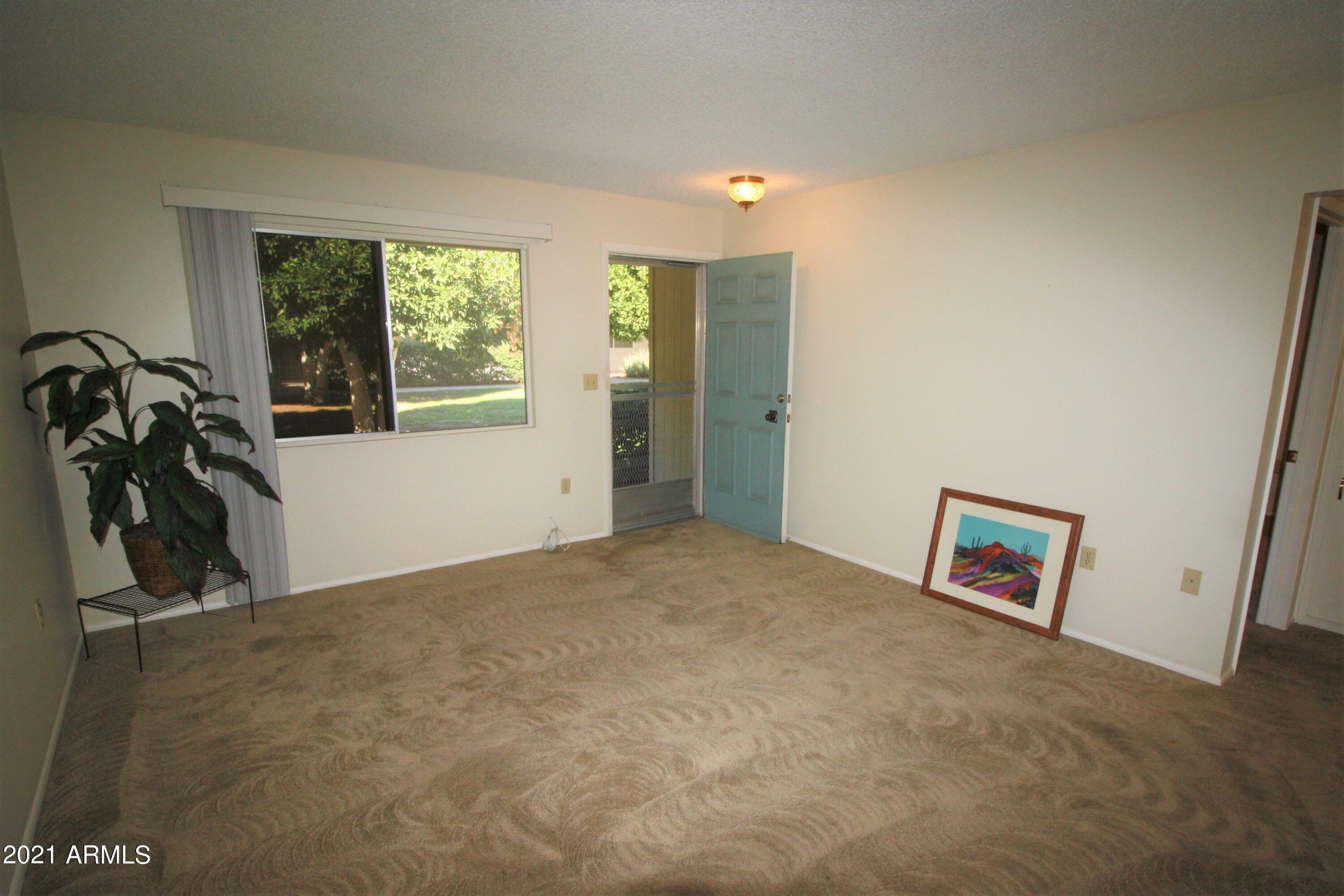 Property Photo: 10558 W Coggins Drive AZ 85351