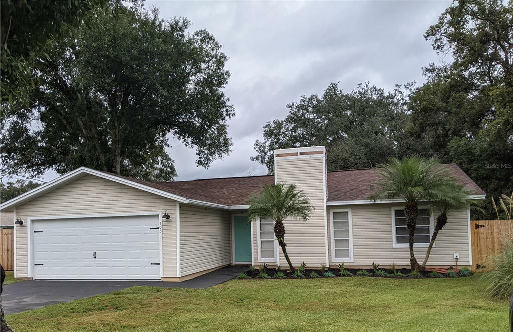 Property Photo:  505 W Daughtery Road  FL 33809 