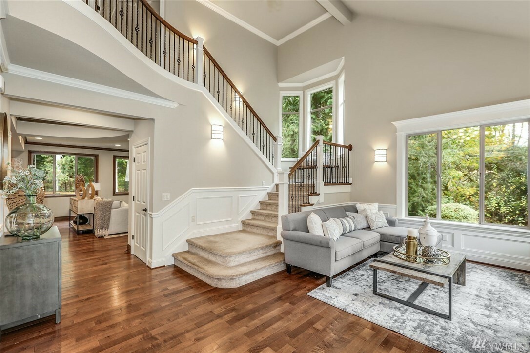 Property Photo: 23450 SE 21st Ct WA 98075