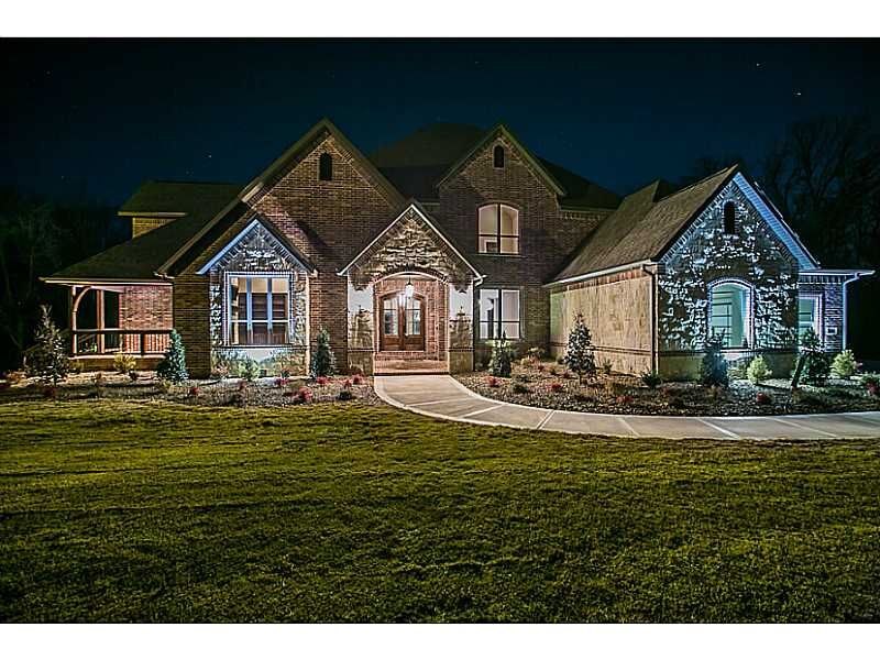 Property Photo: 3531 Oak Tree Drive AR 72719