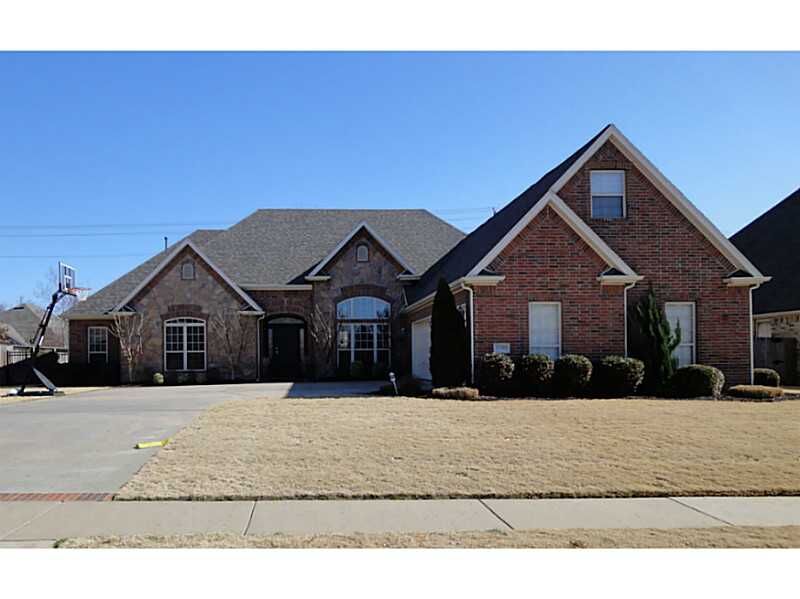 Property Photo: 3448 N Breckenridge Drive AR 72703