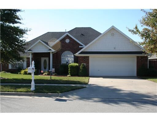 Property Photo:  609 Brandy Station Drive  AR 72704 