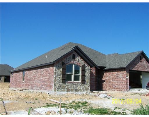 Property Photo: 4530 W Silvermist Place AR 72704