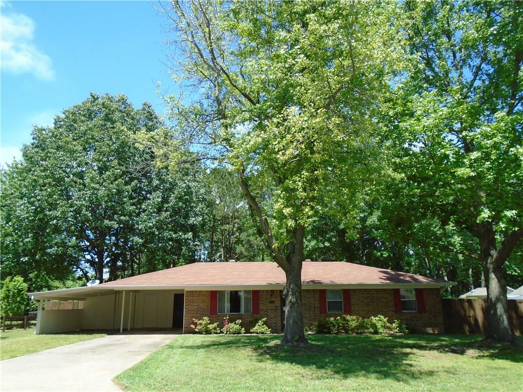 Property Photo:  312 Kelli Avenue  AR 72730 