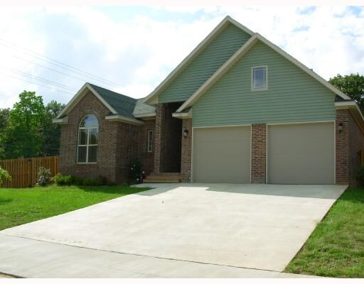 Property Photo: 73 N Brewer Court AR 72737