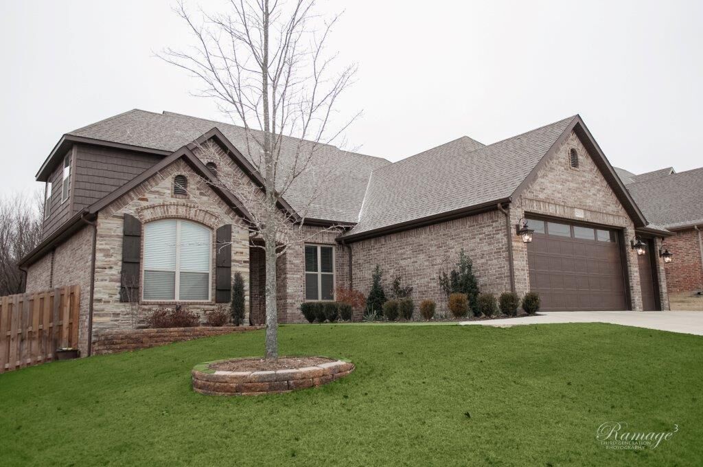 Property Photo:  2513 Horizon Boulevard  AR 72758 