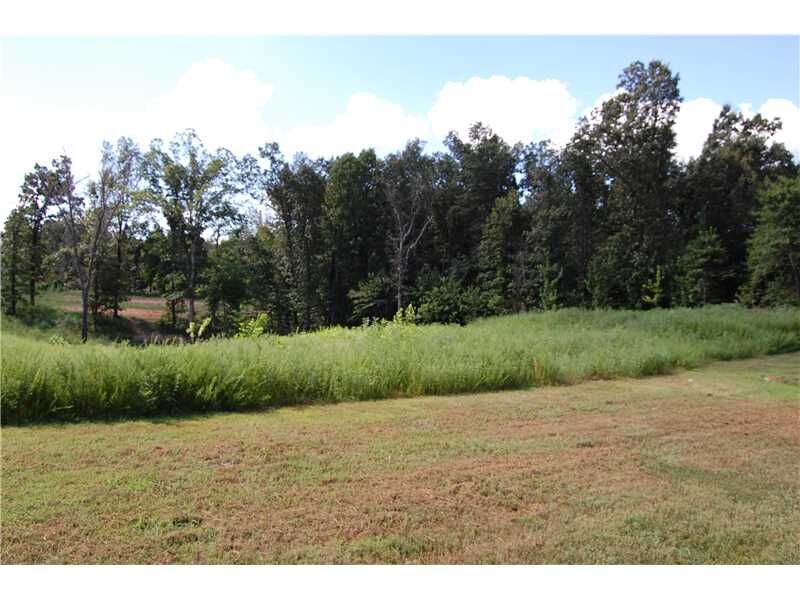 Property Photo:  6081 Bannister Drive  AR 72704 