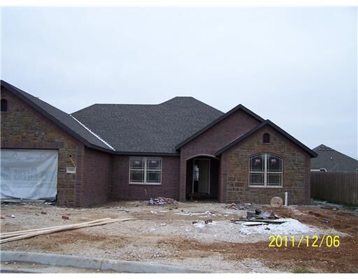 Property Photo: 4485 W Wyoming Drive AR 72704