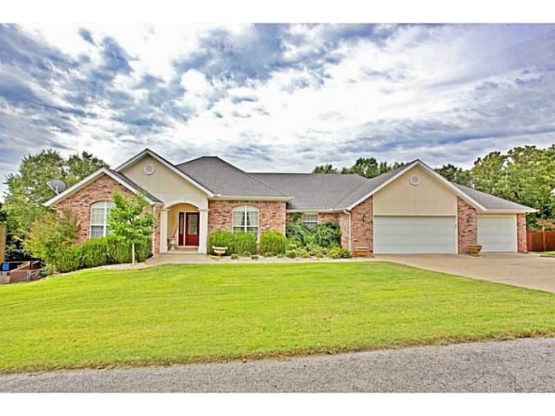 Property Photo: 8533 Apple Glen Drive AR 72756