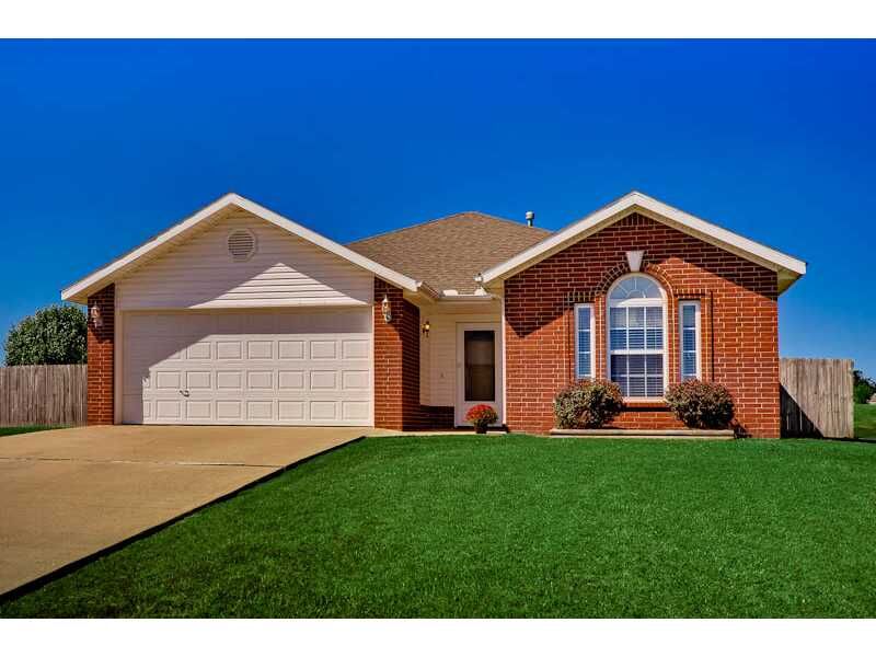 Property Photo: 521 Spicewood Trail AR 72719
