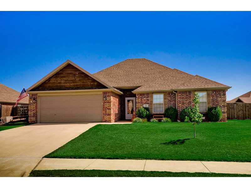 Property Photo:  950 Sienna Drive  AR 72719 
