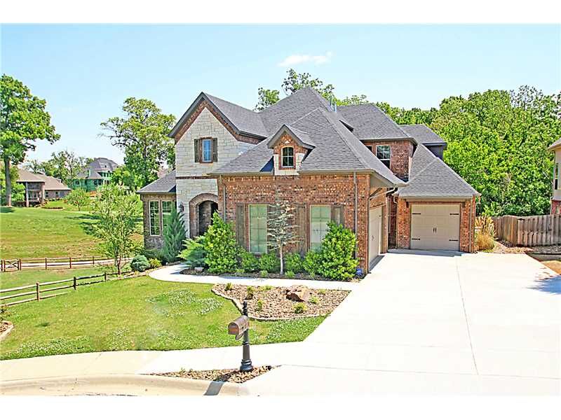 Property Photo:  5501 S Chadwick Drive  AR 72758 