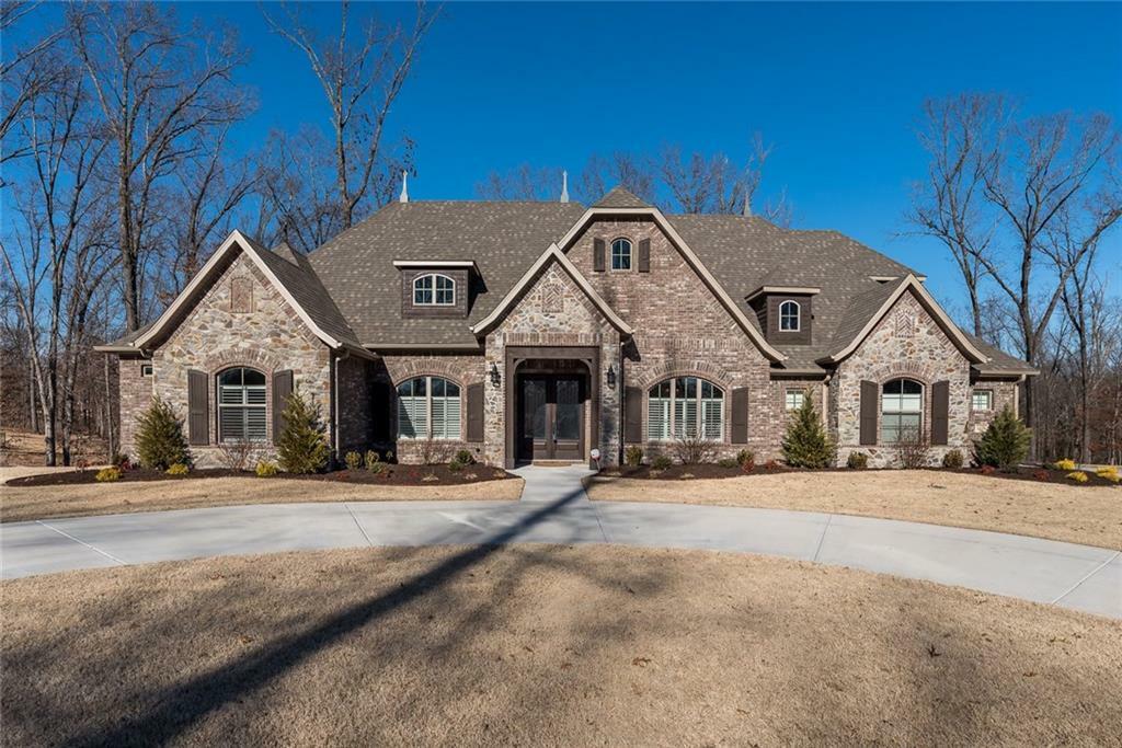 Property Photo:  1420 Le Chesnay Drive  AR 72719 