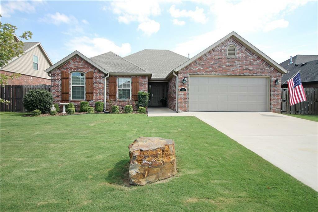 Property Photo:  503 SW Milestone Road  AR 72712 