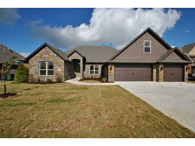 Property Photo:  6107 Noble Street  AR 72758 