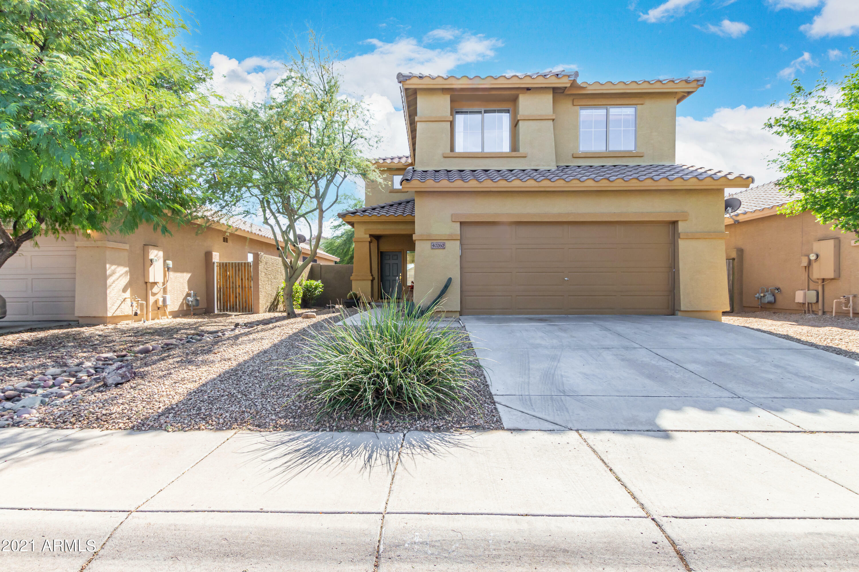 Property Photo:  40260 N Patriot Way  AZ 85086 