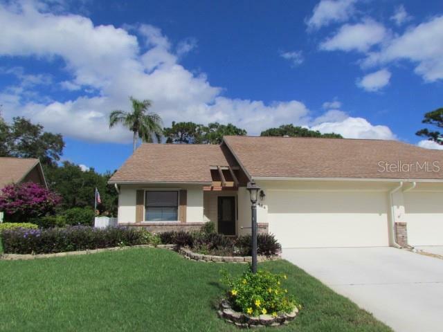 Property Photo: 484 Pendleton Place FL 34292