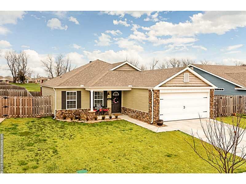 Property Photo: 4532 W Serviceberry Drive AR 72704
