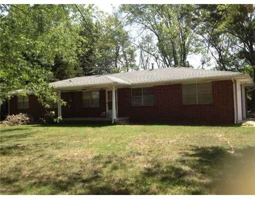 Property Photo:  1011 SE C Street  AR 72712 