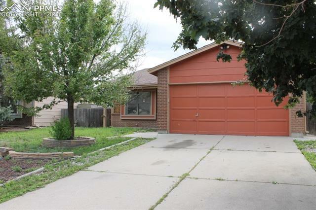 Property Photo:  5830 Pemberton Way  CO 80919 