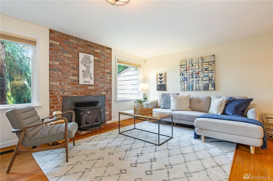 Property Photo:  4849 20th Ave S  WA 98108 