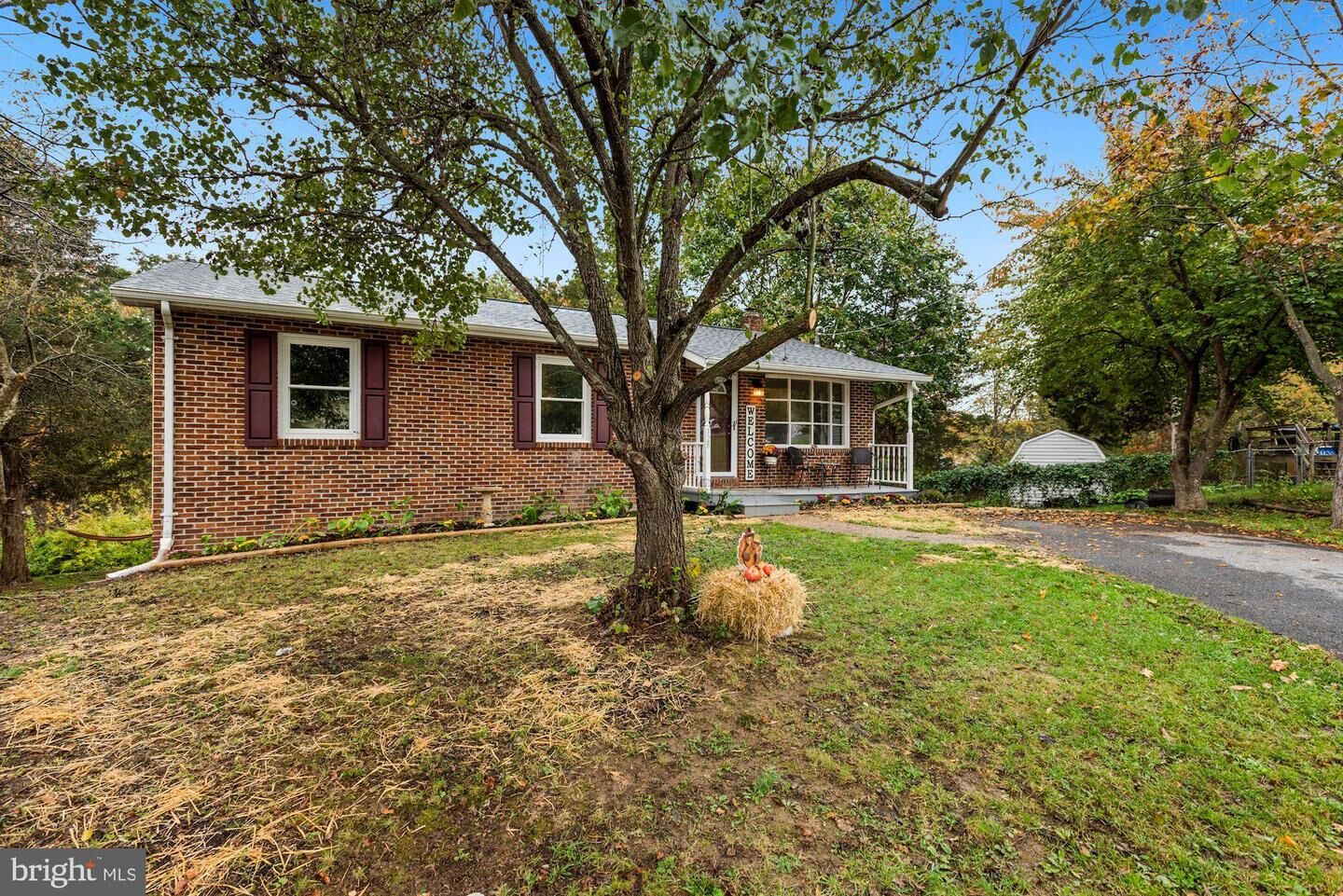 Property Photo: 128 Edgewood Drive VA 22602