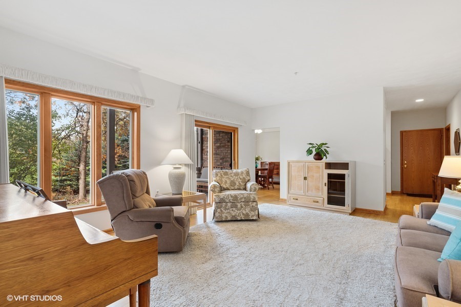 Property Photo: 3160 Woodland Drive 3160 IL 60099