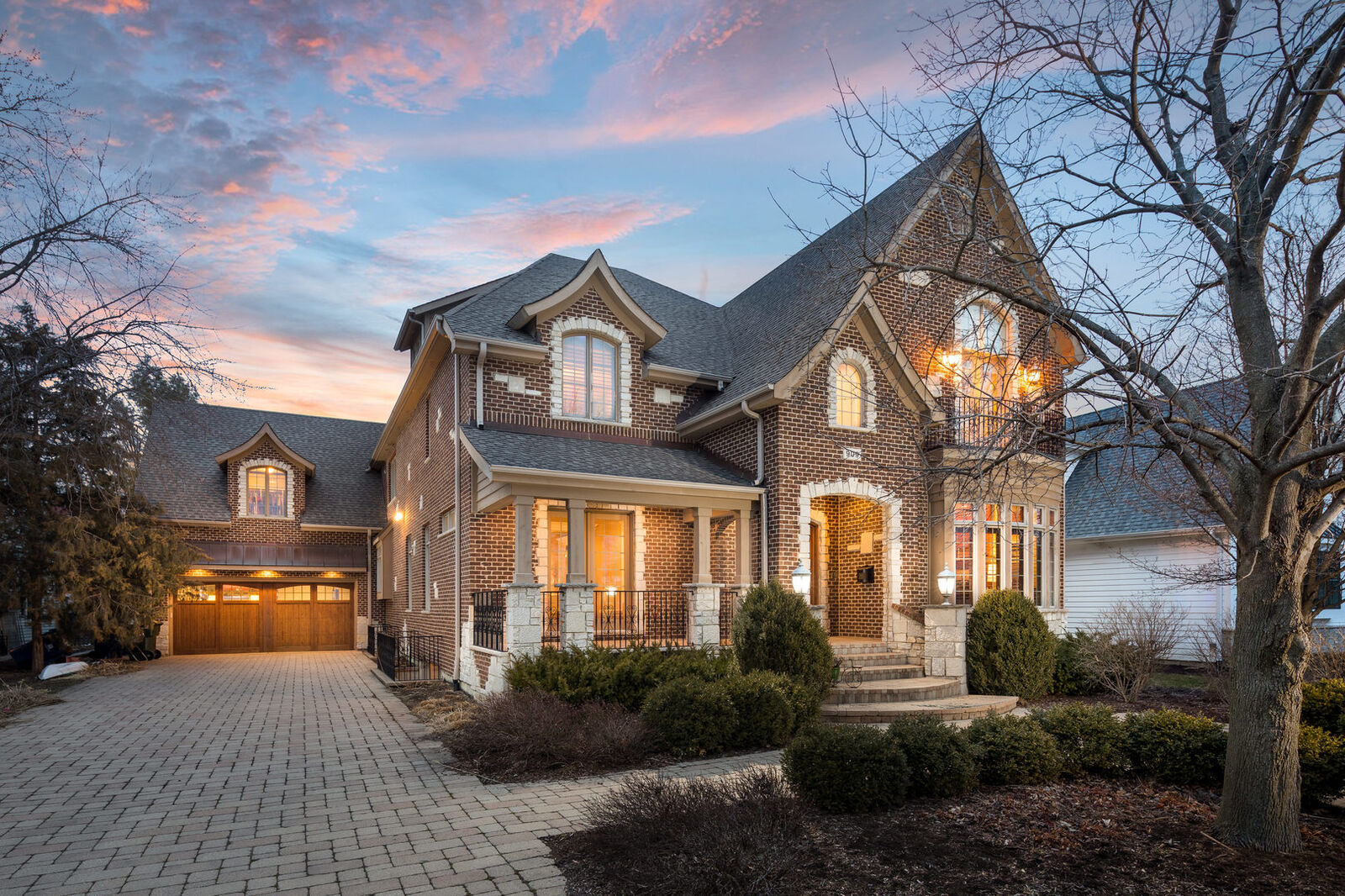 Property Photo:  909 Jackson Avenue  IL 60540 