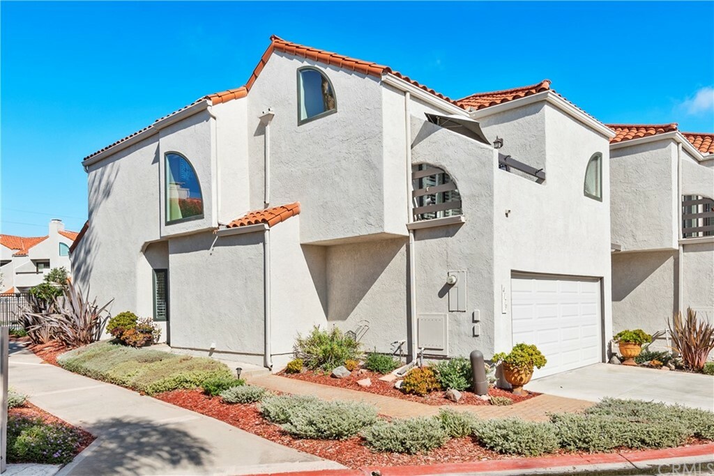 Property Photo:  4179 Andros Circle  CA 92649 