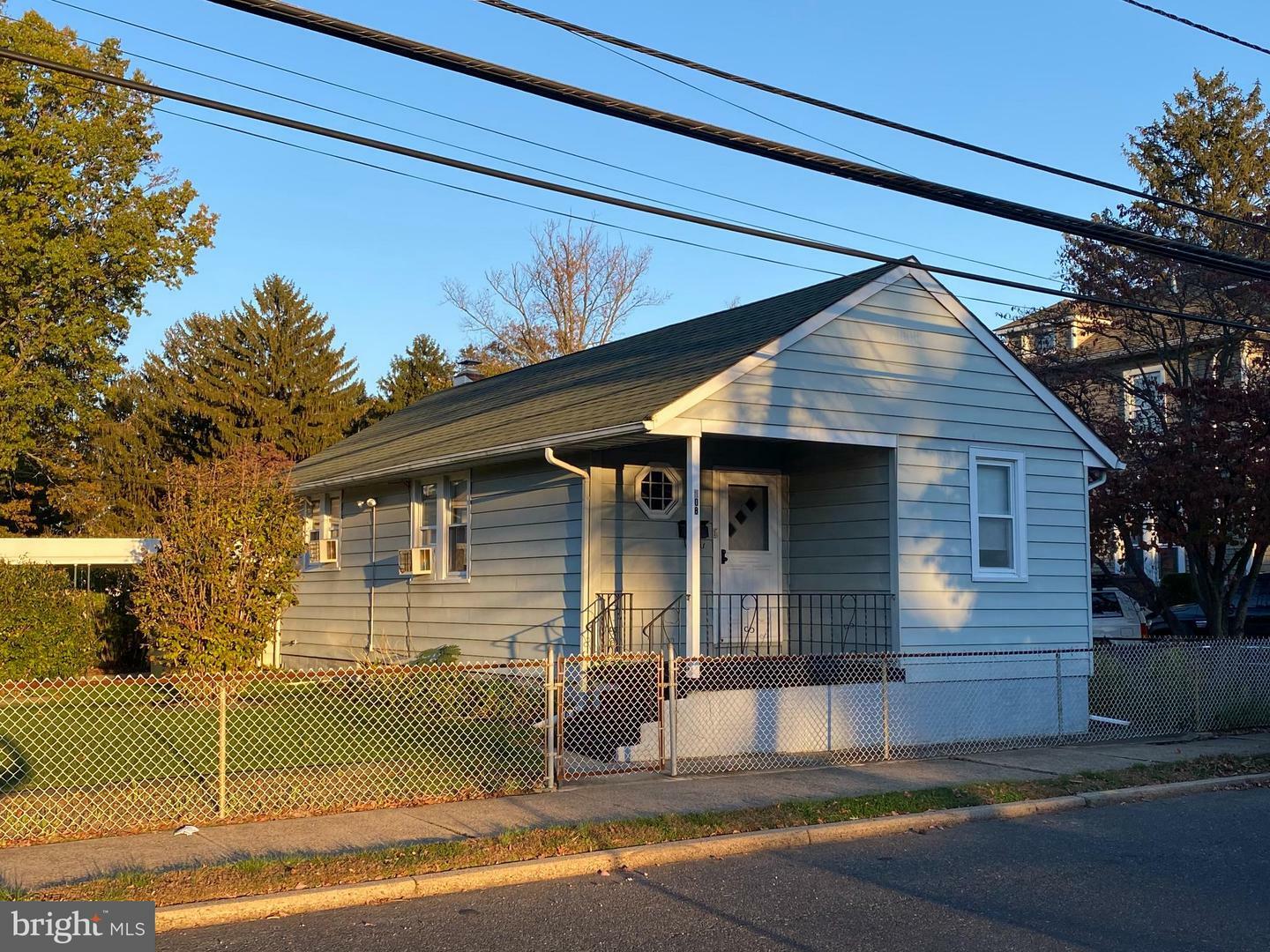 Property Photo:  208 Newkirk Avenue  NJ 08610 