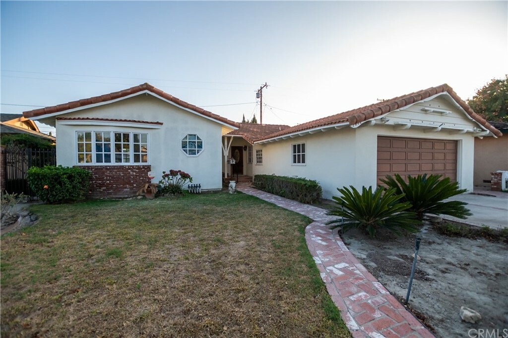 Property Photo:  2672 W Stockton Avenue  CA 92801 