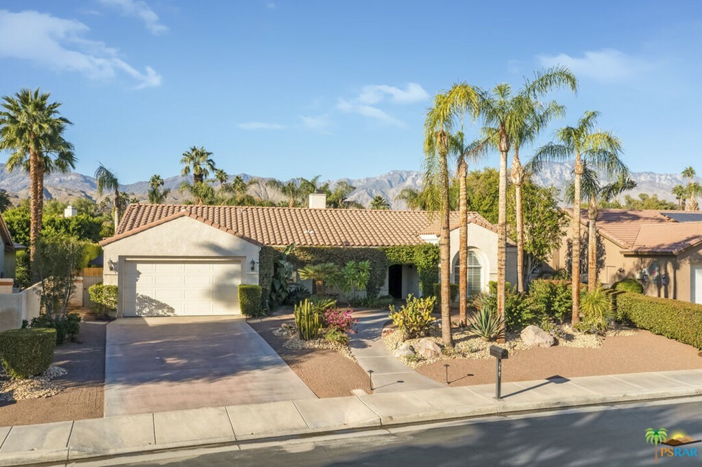 Property Photo:  36707 Avenida Del Sol  CA 92234 