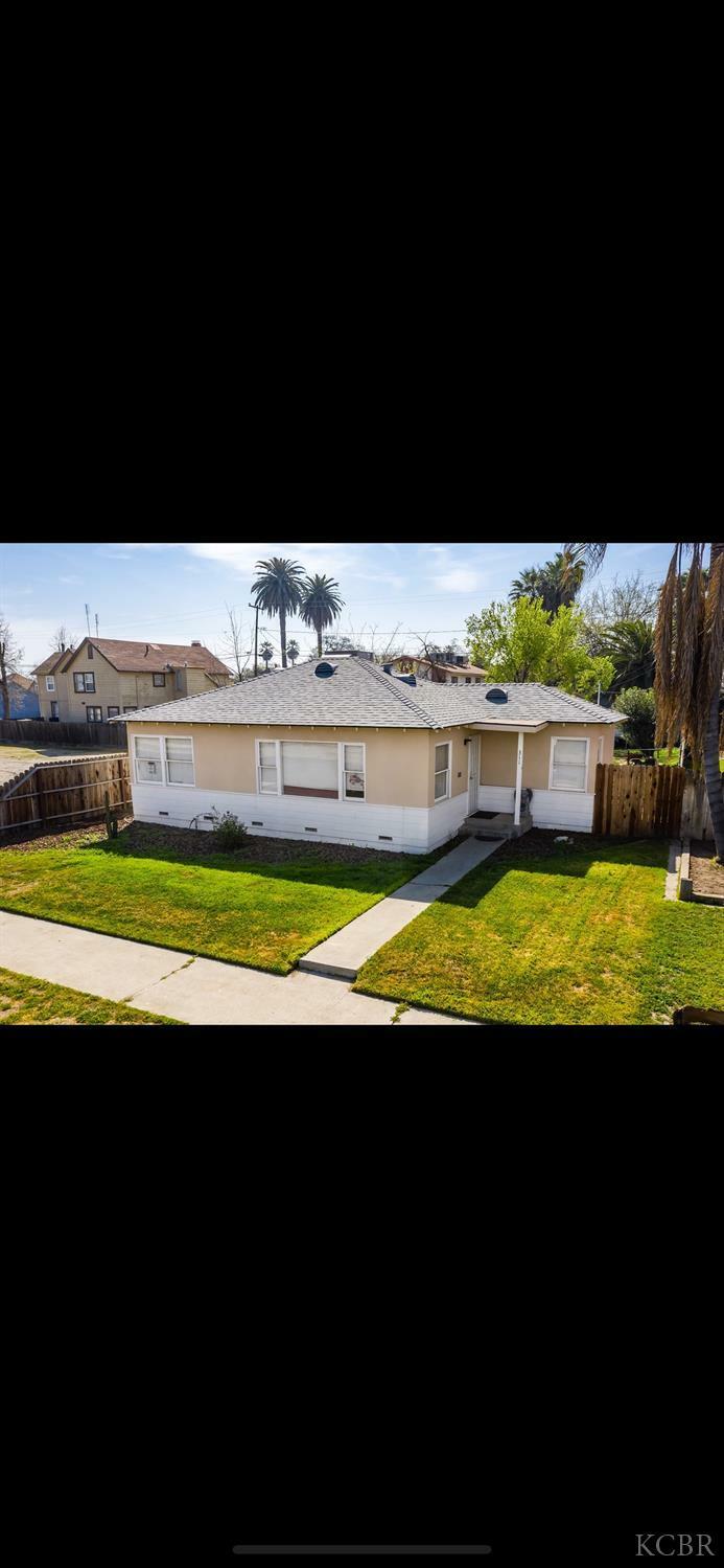 311 W Elm Street  Hanford CA 93230 photo