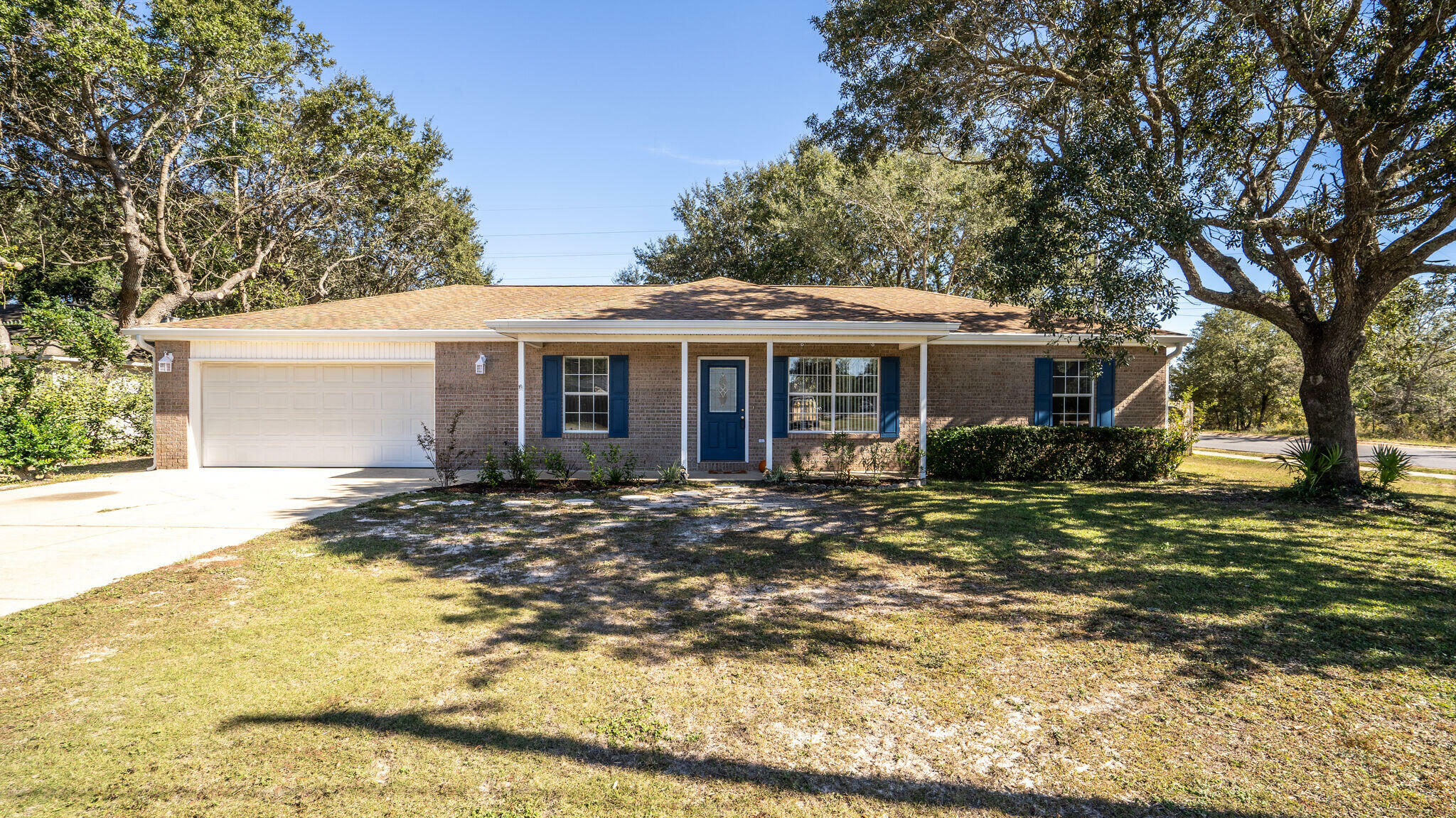 Property Photo:  1900 Vizcaya Drive  FL 32566 