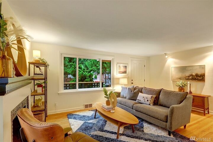 Property Photo: 4436 S Brandon St WA 98118