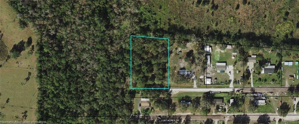 Property Photo:  1434 East Drive  FL 33873 