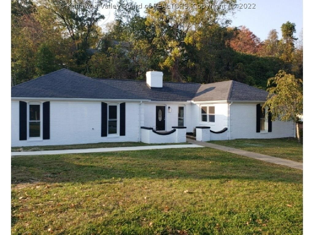 Property Photo: 1637 Greystone Road WV 25314