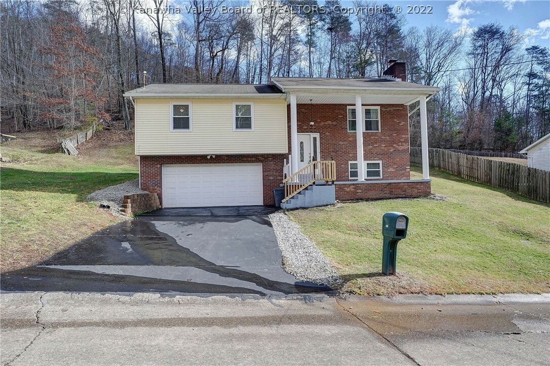 Property Photo: 5012 Ann Lee Drive WV 25313