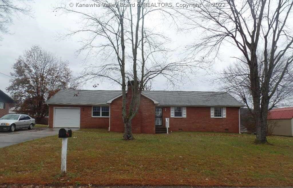Property Photo: 5440 Longview Drive WV 25313