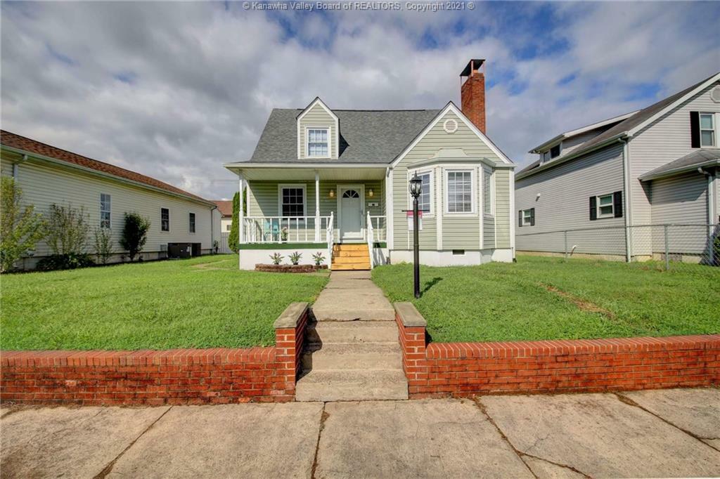 Property Photo: 5304 Venable Avenue WV 25304