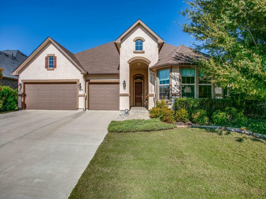 Property Photo: 10504 Goodland Drive TX 76207
